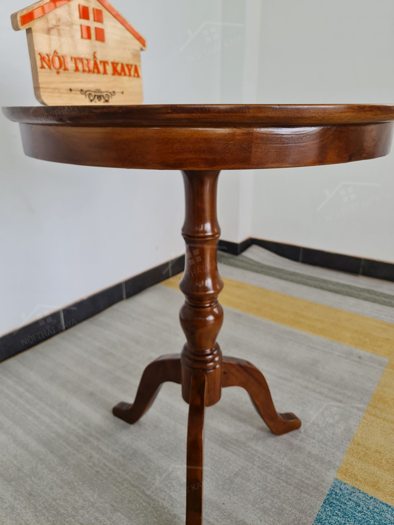 Bàn Louis Gỗ Tự Nhiên (7)