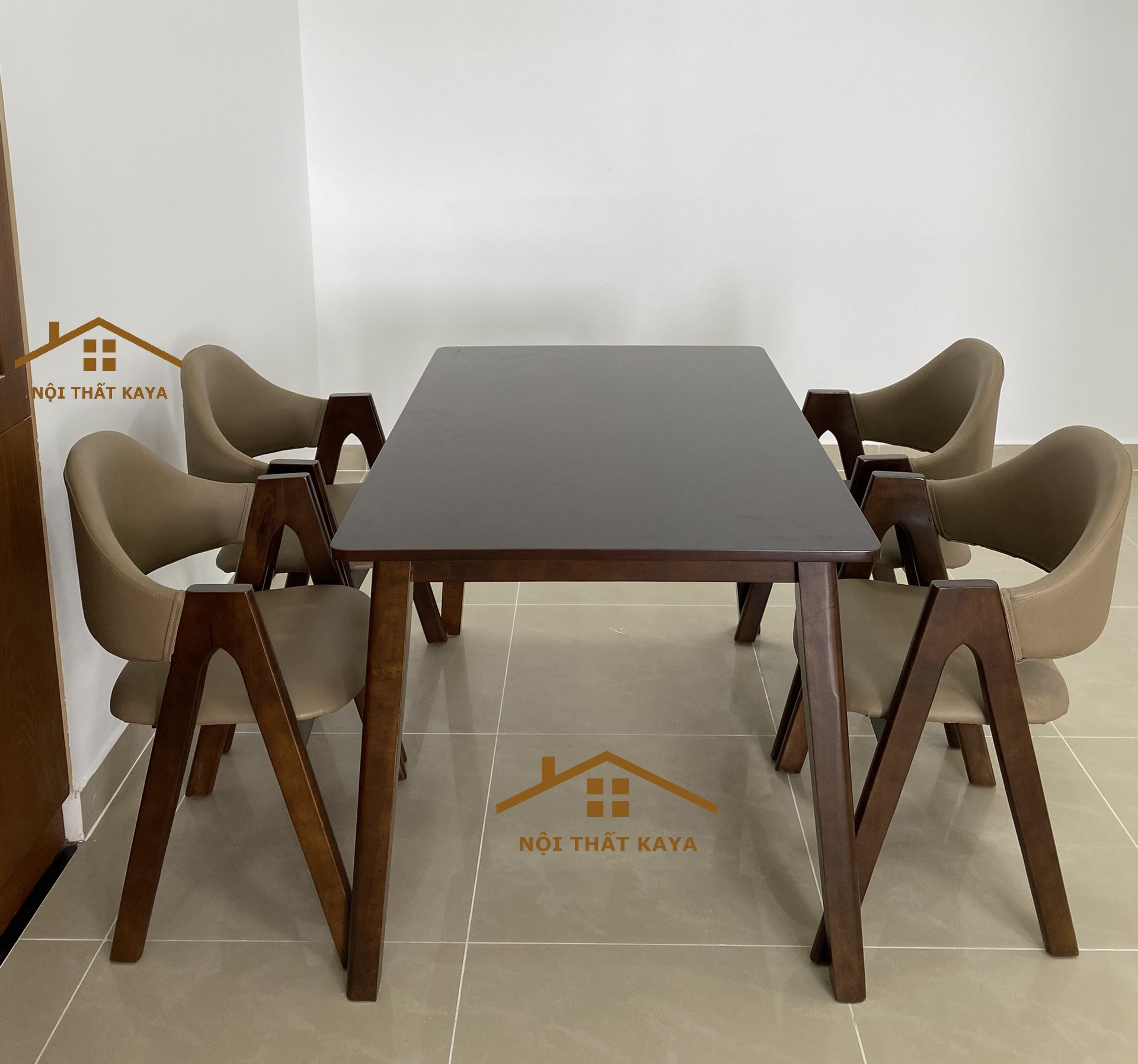 Set Bàn Ăn 4 Ghế Ema (Nâu) BAK-500 - Ảnh 9